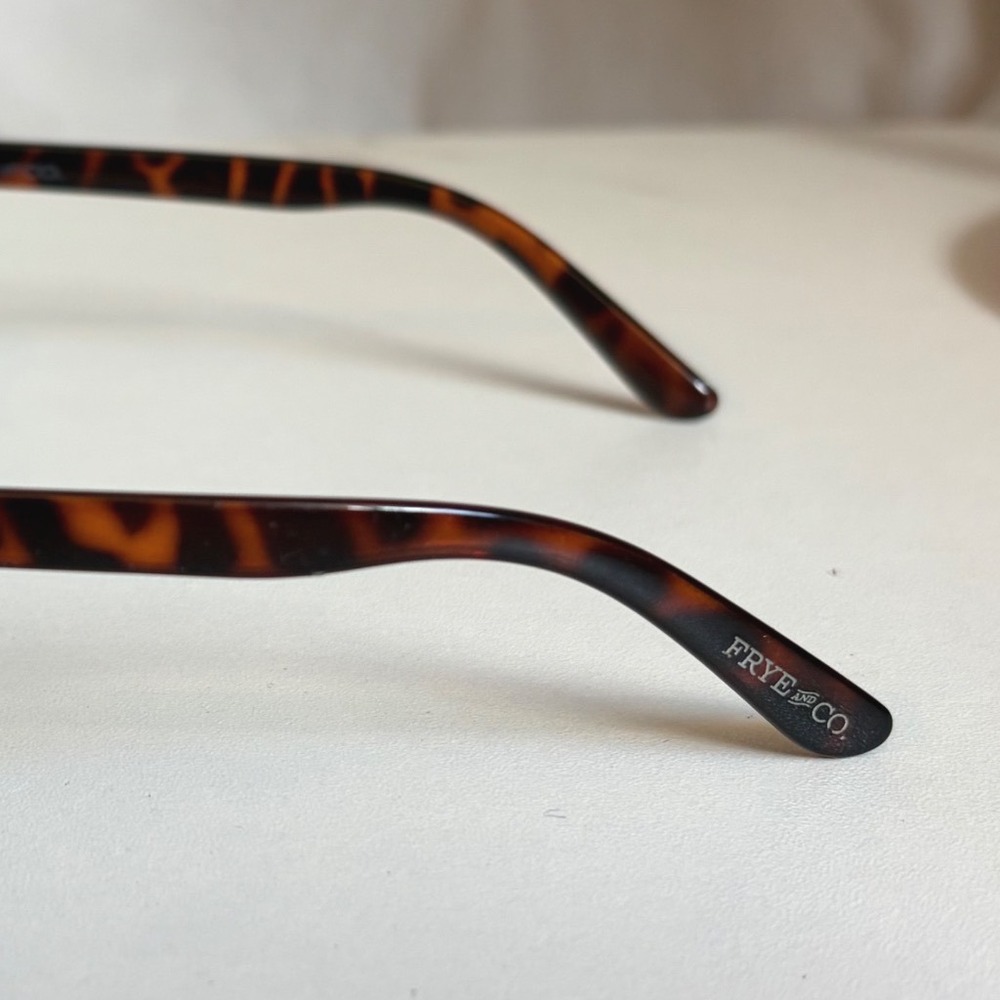 Frye and Co Womens Round Tortoise Shell Sunglasses Dark Green Lens Brown - Picture 3 of 8